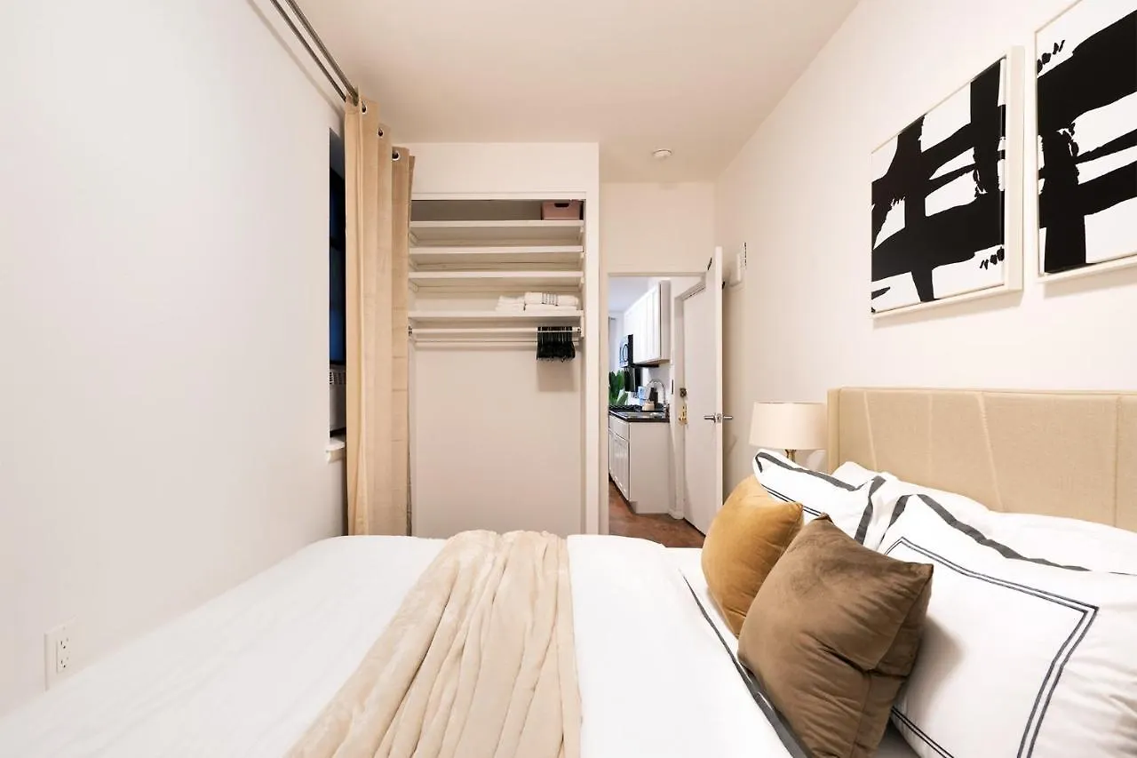 1288-3Rn New Renovated 1 Bedroom In Ues New York 0*,  United States