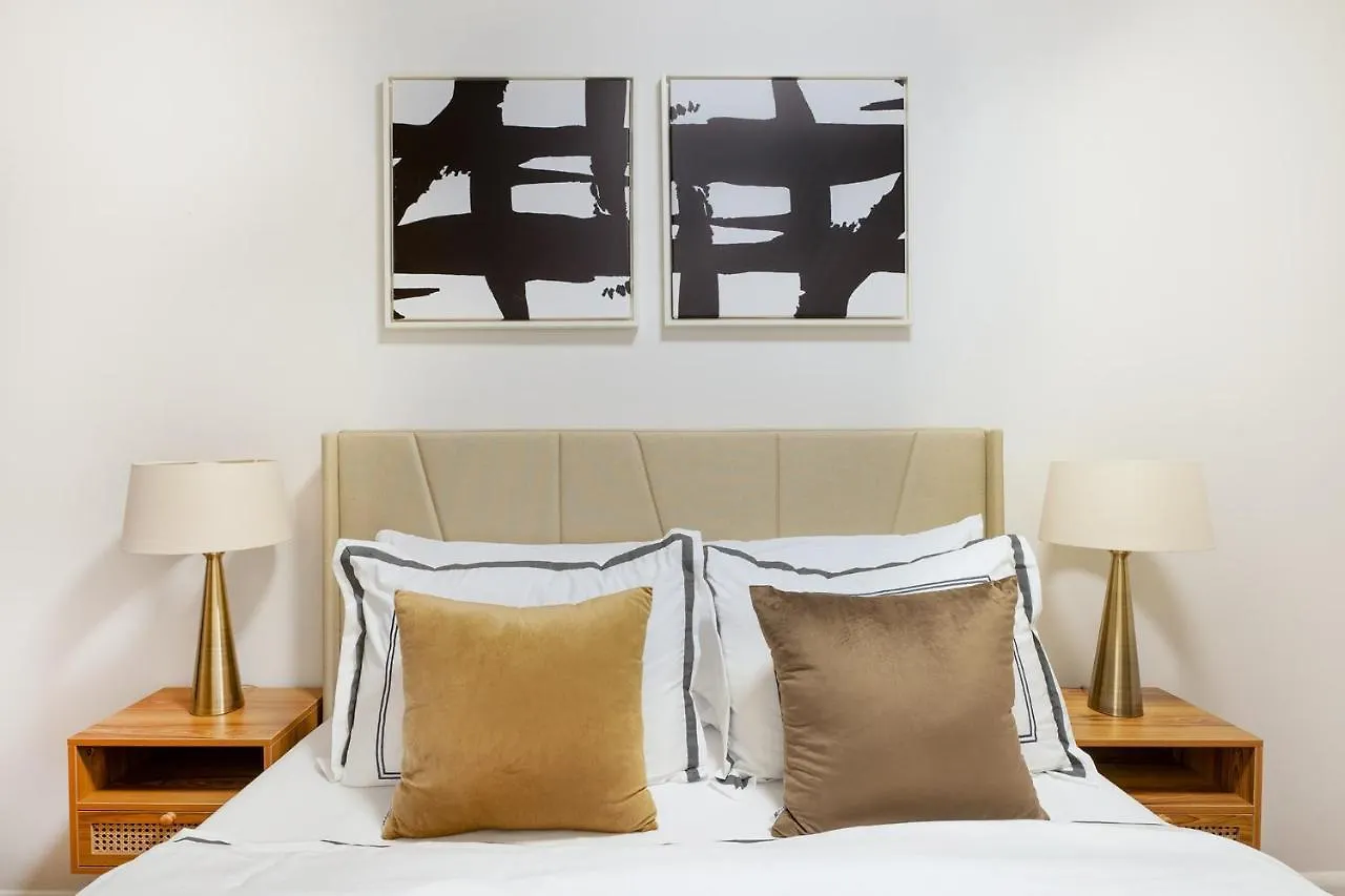 1288-3Rn New Renovated 1 Bedroom In Ues location
